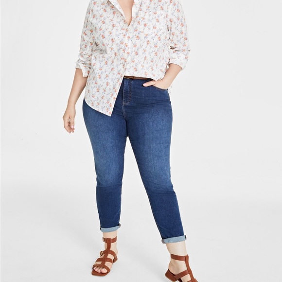 Plus Size Long-Sleeve Floral-Print Shirt - Picture 2 of 3